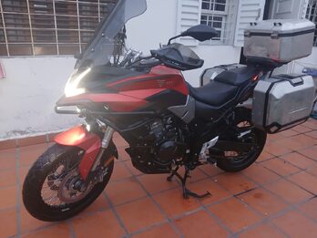 VENDO VOGE 500 DSX - MOD 2023 - KM 28500