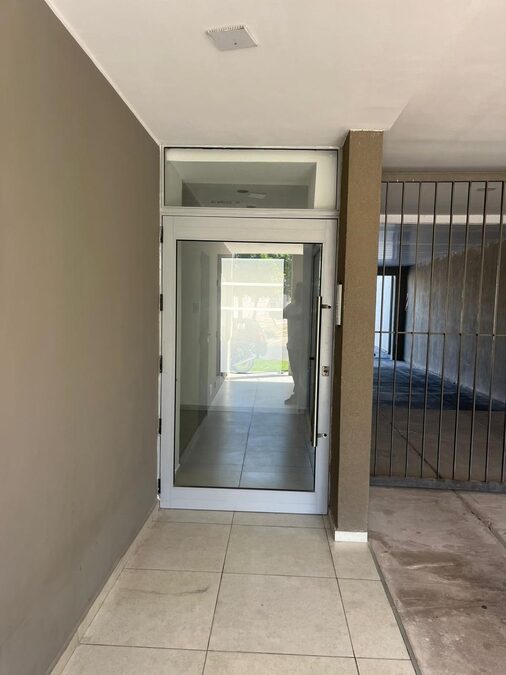 En venta departamento amoblado de un dormitorio zona centro !