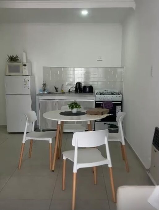 En venta departamento amoblado de un dormitorio zona centro !