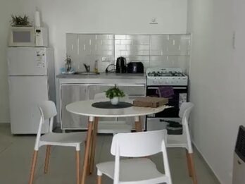 En venta departamento amoblado de un dormitorio zona centro !