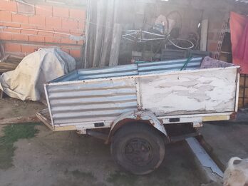 Trailer