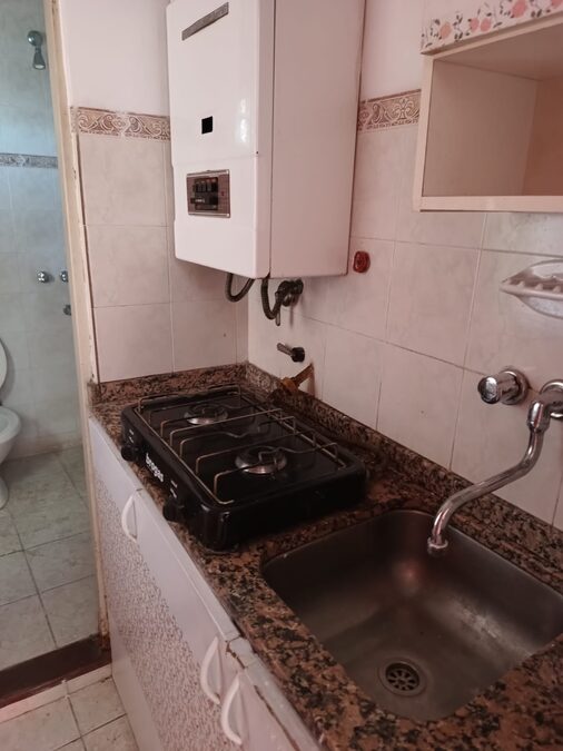 ALQUILER MONOAMBIENTE AMPLIO EN MICRO CENTRO
