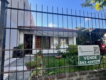 Casa Barrio CGT calle Mateo Dumon