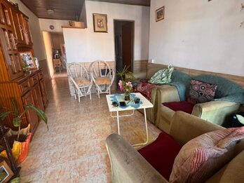 Casa Barrio CGT calle Mateo Dumon