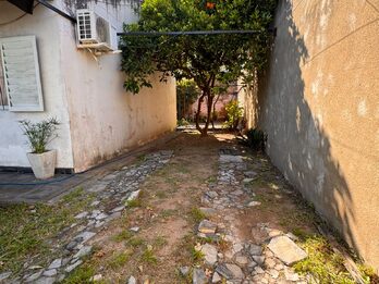 Casa Barrio CGT calle Mateo Dumon
