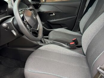 VENDO 208 STYLE 2023 CON 43 MIL KM