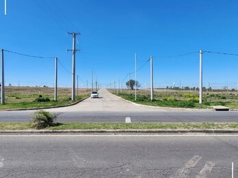LOTES EN VENTA LISTOS A ESCRITURAR Y CONSTRUIR-ORO VERDE-ENTREGA DE 6.750 USD Y 12 CUOTAS FIJAS
