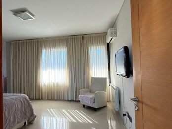 VENTA CASA 4 DORMITORIOS - BARRIO SANTA CANDIDA !!!