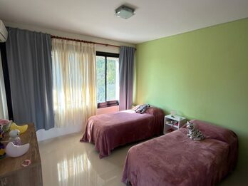 VENTA CASA 4 DORMITORIOS - BARRIO SANTA CANDIDA !!!