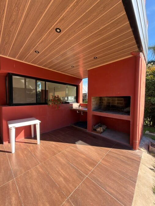 VENTA CASA 4 DORMITORIOS - BARRIO SANTA CANDIDA !!!