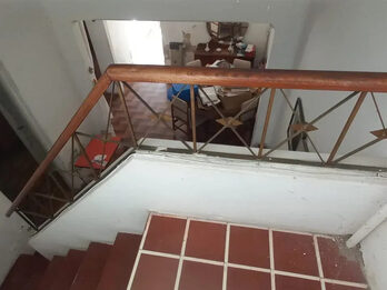 VENDO CASA A REFACCIONAR EN CALLE SALTA