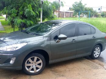 Vendo Peugeot 408 Allure + Nav 2012. No permuto