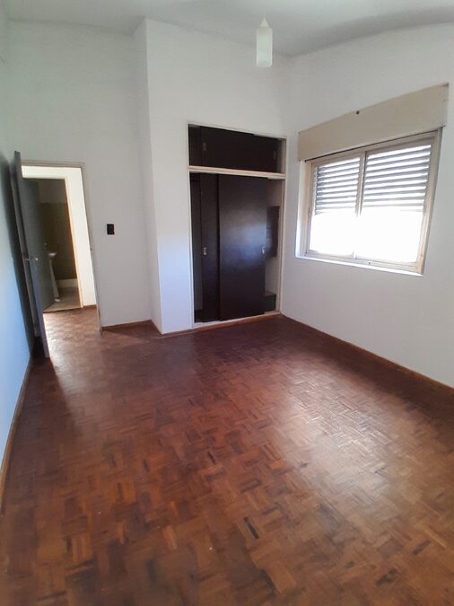 Alquilamos dpto de 2 dormitorios calle Santa Fe 450