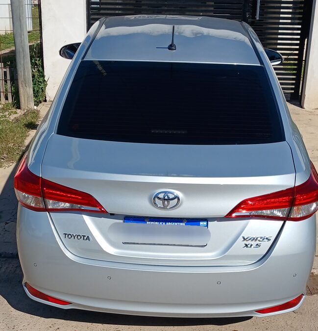 Vendo Yaris Sedan XLS Impecable. 2024. 34.000 km.
