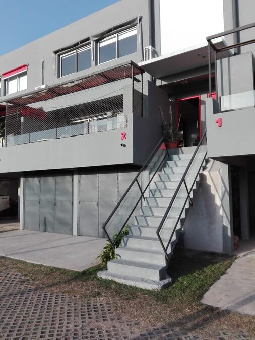 DUPLEX TOMA VIEJA COMPLEJO CERRADO