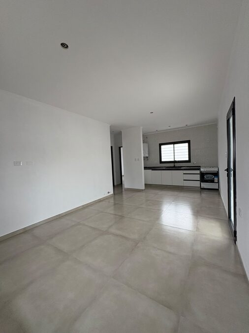 Casa a estrenar Basavilbaso