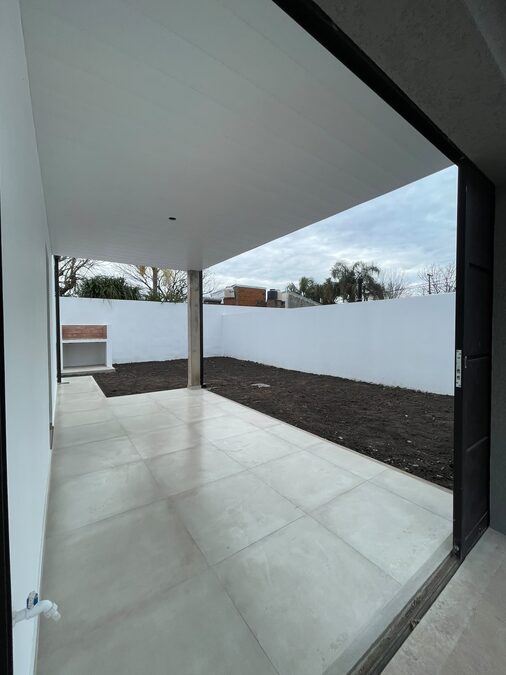 Casa a estrenar Basavilbaso