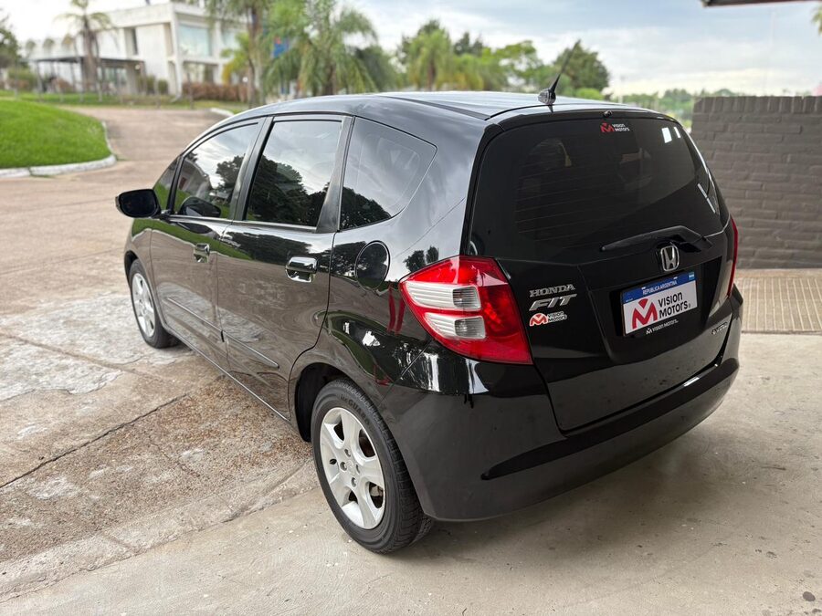 HONDA Fit LX-L. Recibo vehículos.