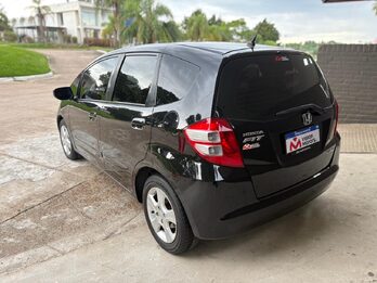 HONDA Fit LX-L. Recibo vehículos.