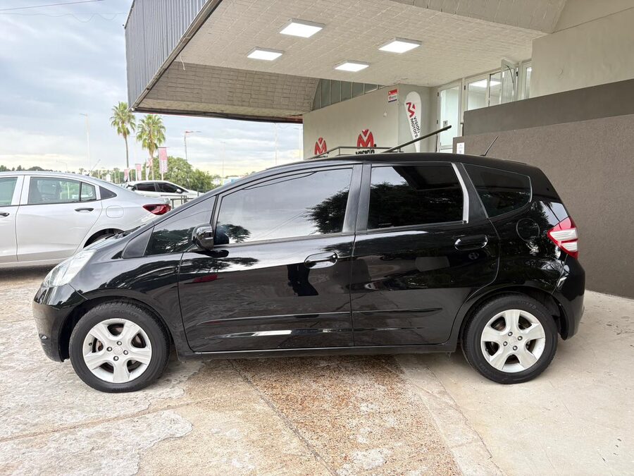 HONDA Fit LX-L. Recibo vehículos.