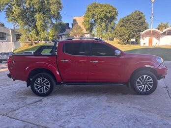 NISSAN FRONTIER CD LE 2.3 D 4X4 AT. Recibo vehículos.