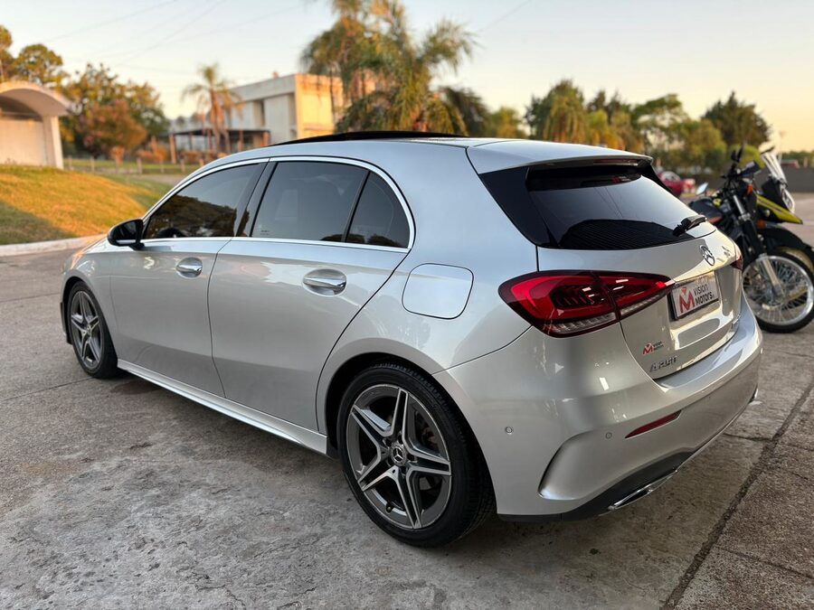 MERCEDES BENZ A250 AMG-LINE. Recibo vehículos de menor y mayor valor