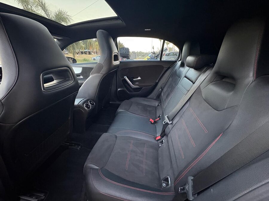MERCEDES BENZ A250 AMG-LINE. Recibo vehículos de menor y mayor valor