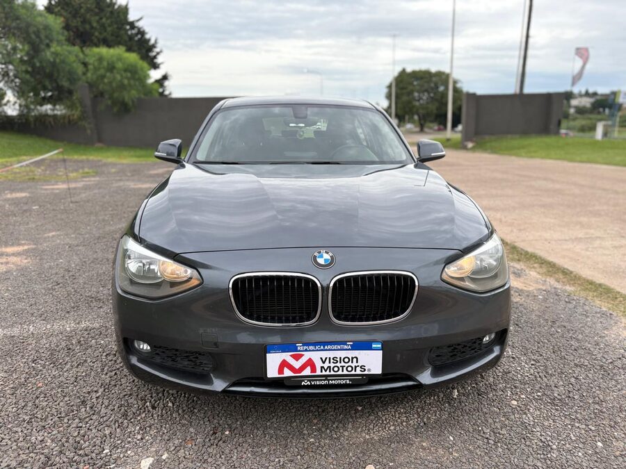 BMW 116i. Recibo vehÍculos.