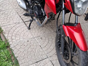 Honda cb 125 twister