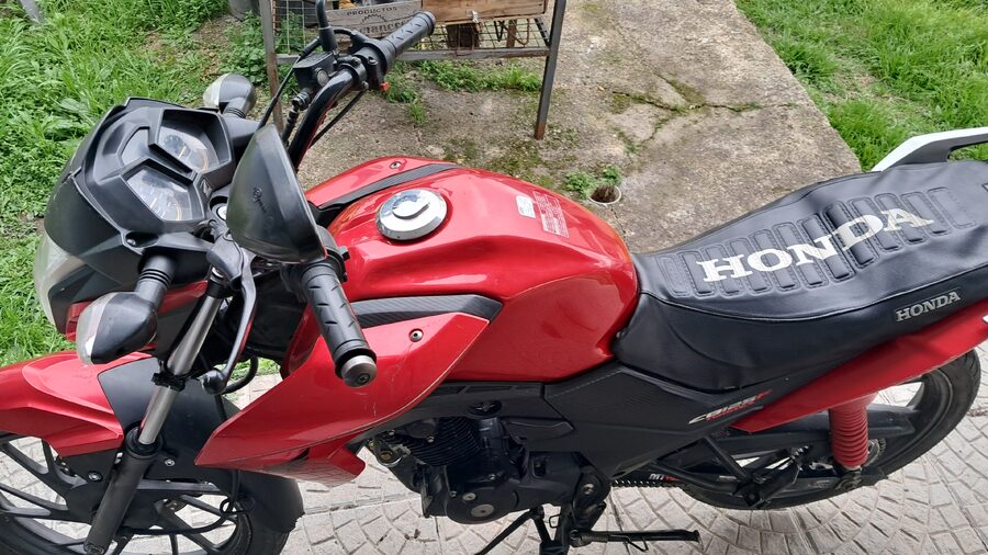 Honda cb 125 twister
