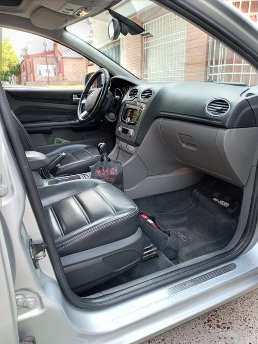 Ford Focus Ghia 1,8 TDCI full Diesel