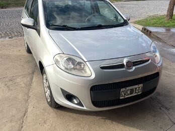 Palio  2014 140.000km. Vendo o permuto mayor-menor