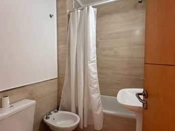 ✅ALQUILO OFICINA/CONSULTORIO ZONA CENTRO $450.000 + EXP+ IMP 🔥