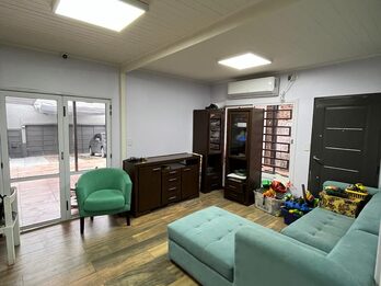 CASA A LA VENTA EN CALLE NEUQUEN