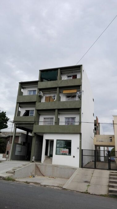 DEPARTAMENTO EN VENTA EN CALLE ARTIGAS DE UN DORMITORIO