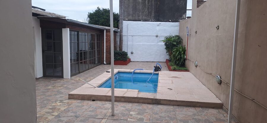 Alquilo casa