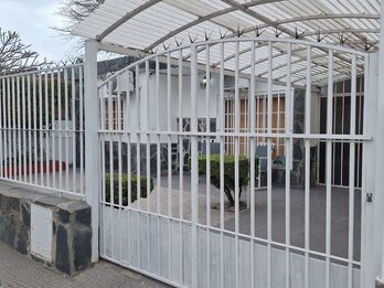 Alquilo casa