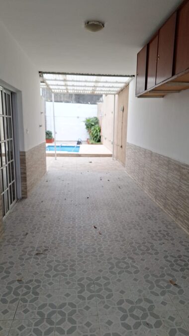 Alquilo casa