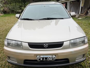 Mazda 323 F GLX 1999