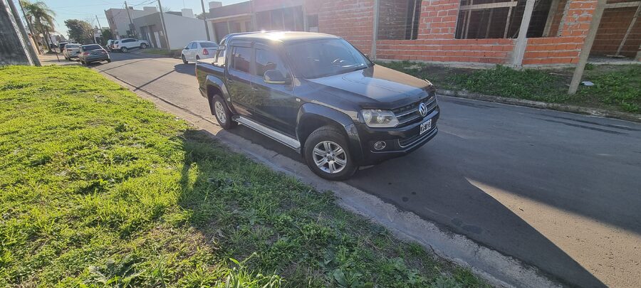 Vendo Amarok 2.0 tdi Highline Pack 4x2 2011
