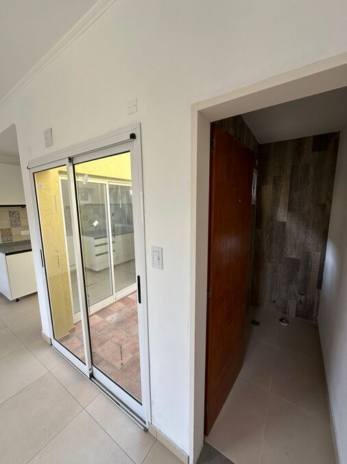 Alquilamos casa a estrenar