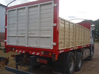 CAMION MB AXOR 6X2 BALANCIN