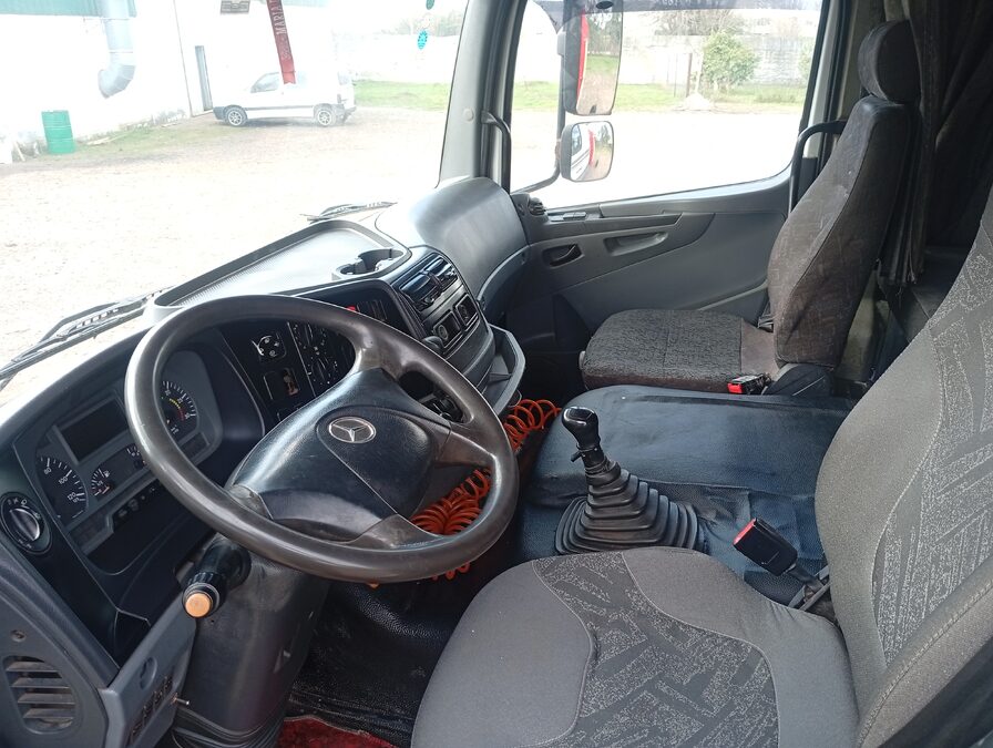 CAMION MB AXOR 6X2 BALANCIN