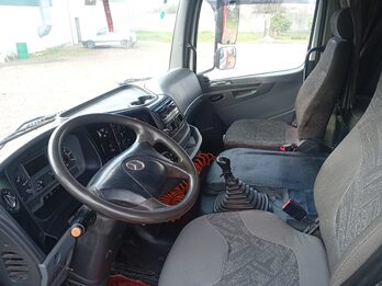 CAMION MB AXOR 6X2 BALANCIN