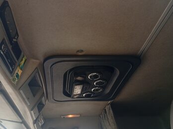 CAMION MB AXOR 6X2 BALANCIN