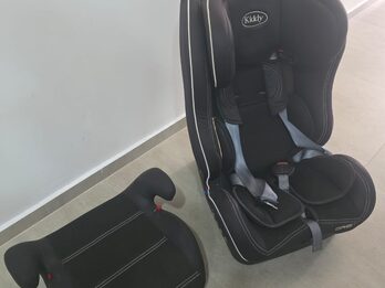 Cochecito marca kiddy, huevito von base pra auto, sillota de auto y booster