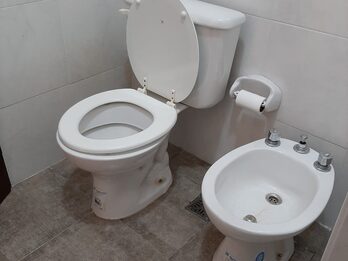 ALQUILO CALLE MAIPU DPTO.1 DORM.C/BALCON