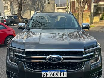 Ford Ranger 2.0 Cd 4x4 Limited Automática 210cv [año 2025] impecable.-