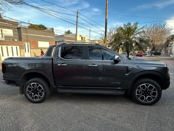 Ford Ranger 2.0 Cd 4x4 Limited Automática 210cv [año 2025] impecable.-