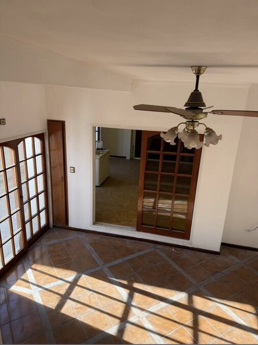 Gran esquina en venta zona plaza saenz peña